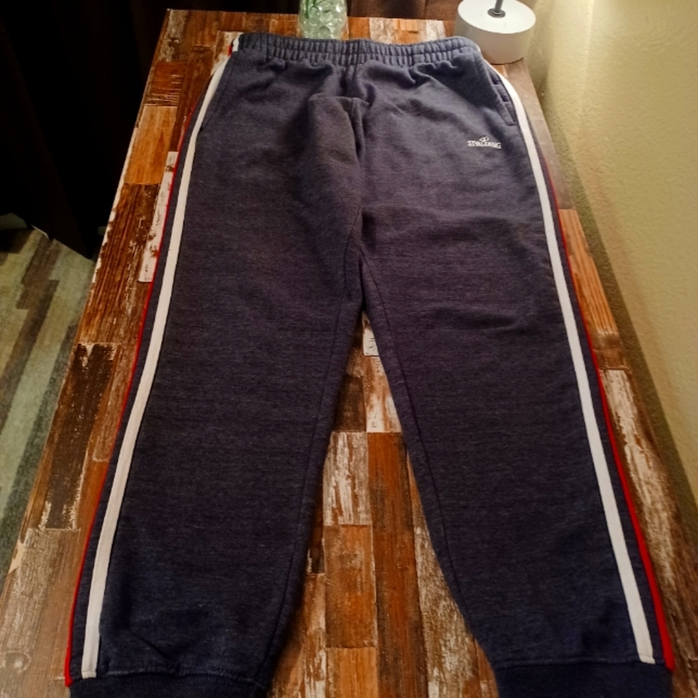 These men's Joggers